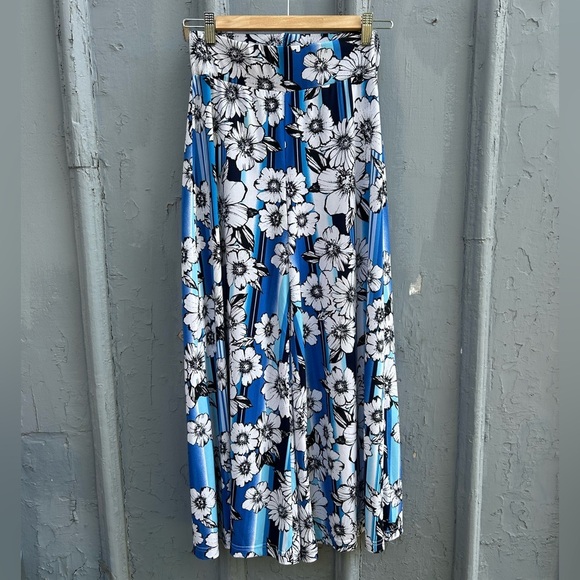 Bergstrom Morrison Cropped Trousers, size M - Picture 7 of 12